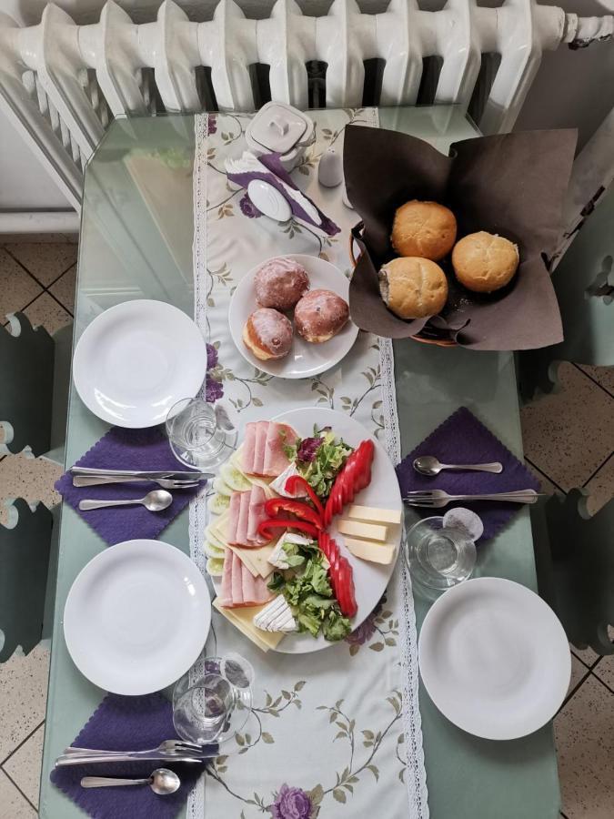 Pokoje Goscinne U Broni Mielno  Kültér fotó
