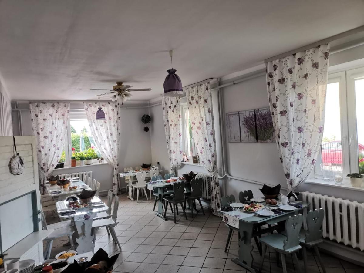 Pokoje Goscinne U Broni Mielno  Kültér fotó